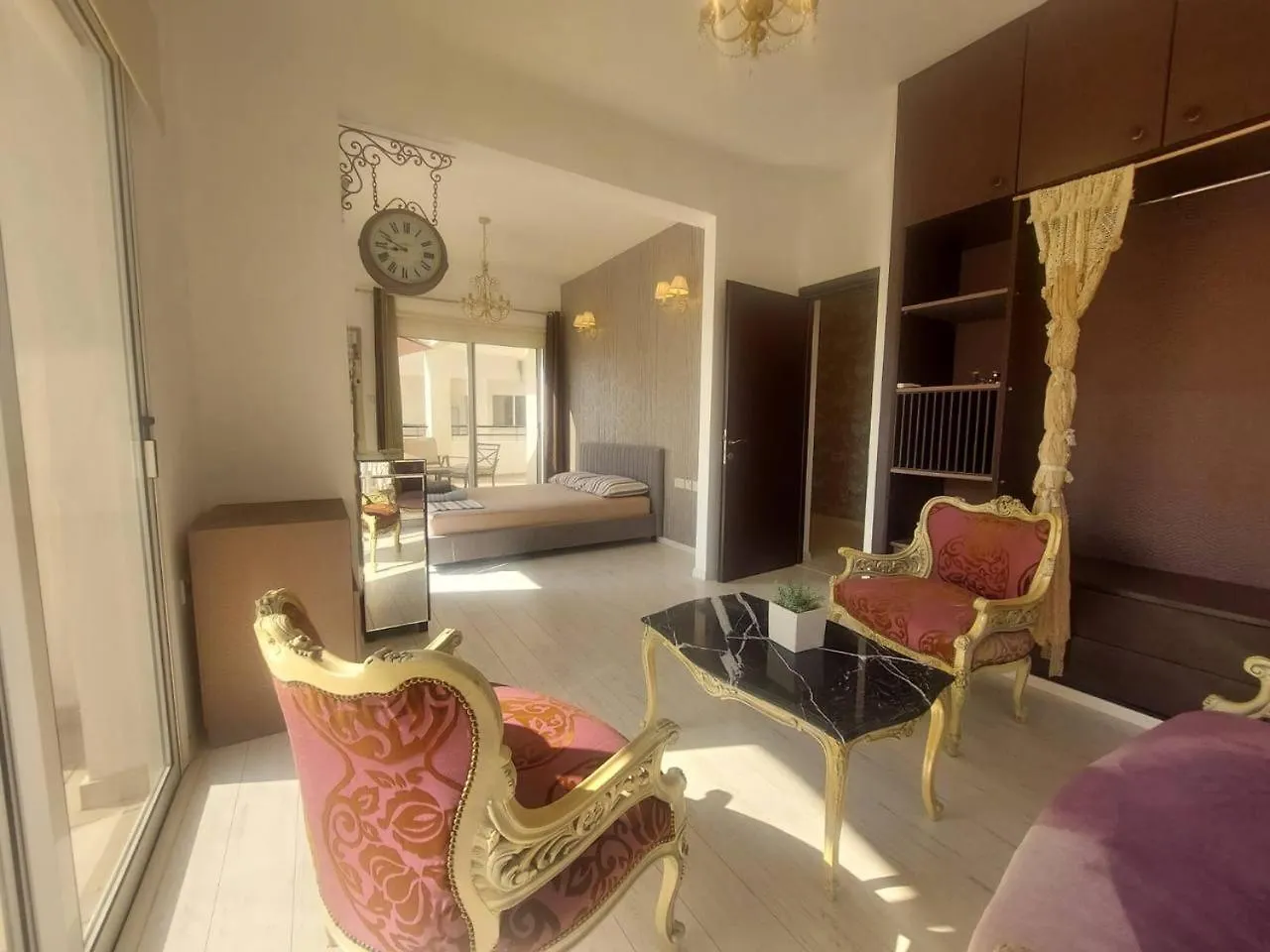 Central 1 Bedroom Lux Apartment Larnaca Cyprus